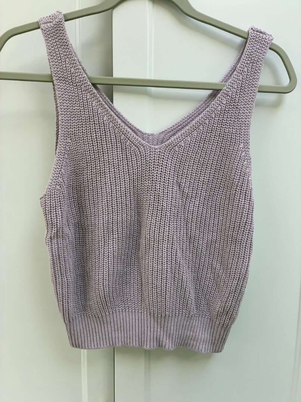 Pink Lily Lavender Knit V-Neck Tank Size S